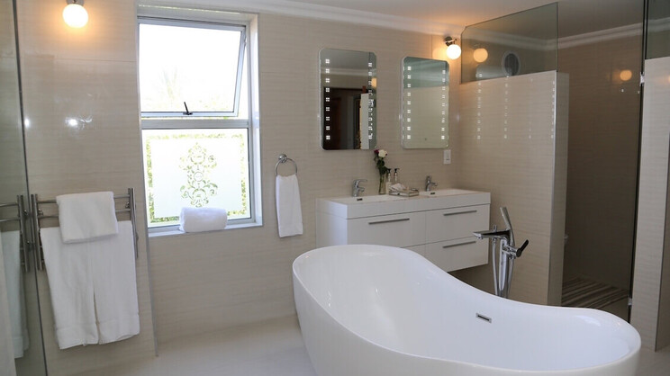 Misty Waves Boutique Hotel